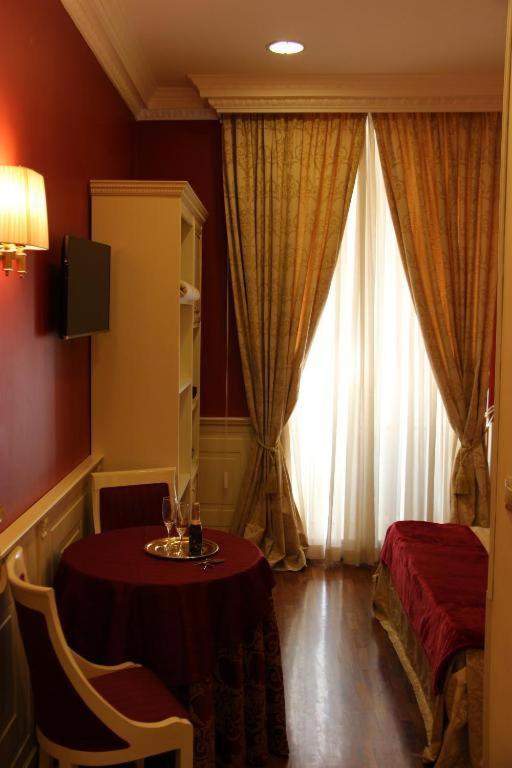 Dimora Frattina Hotel Roma Ngoại thất bức ảnh